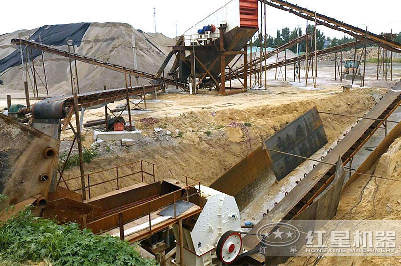 重锤式破碎机现场 重锤式破碎机现场