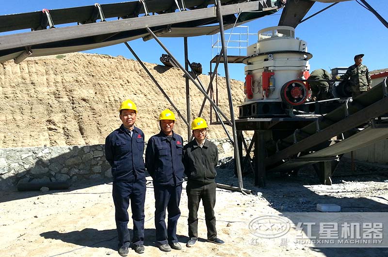 新型圆锥破碎机 新型圆锥破碎机