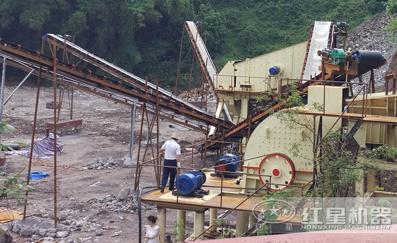 重锤破加工煤炭现场 重锤破加工煤炭现场